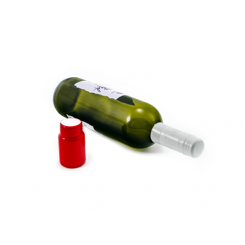 Heat shrink sleeve on the bottlenecks to secure them - red